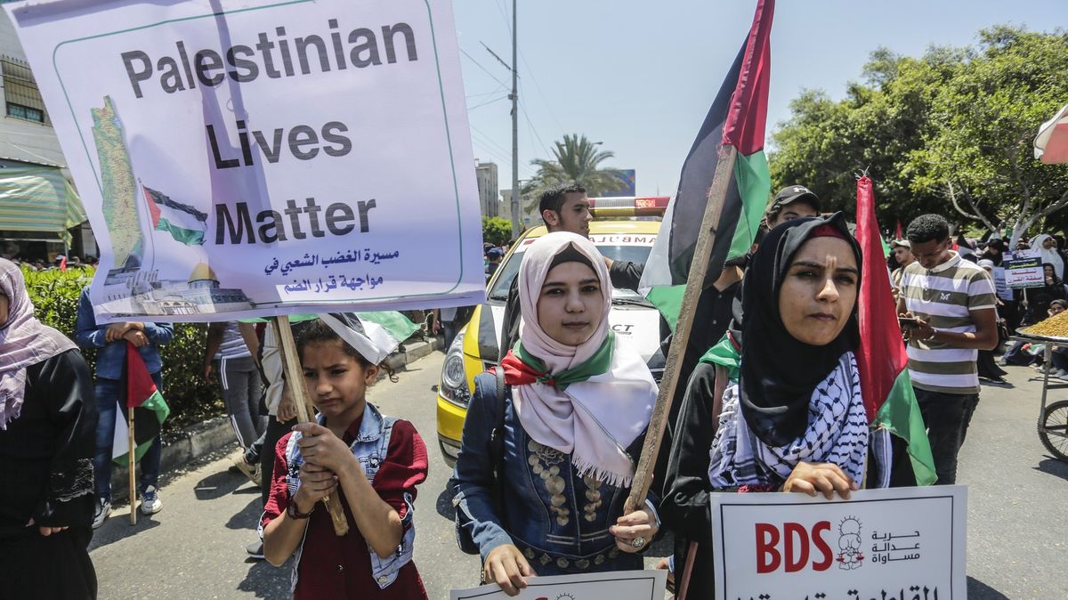 Na anexi nedošlo. Netanjahu čelí tlaku osadníků a krajní pravice